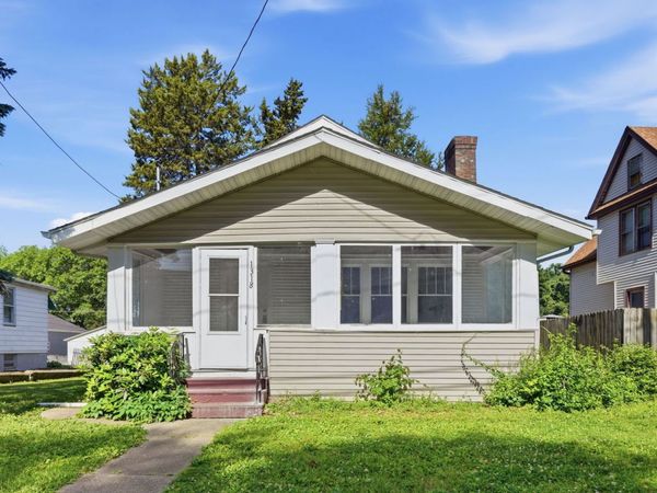 1318 44th Street , Rock Island, IL 61201