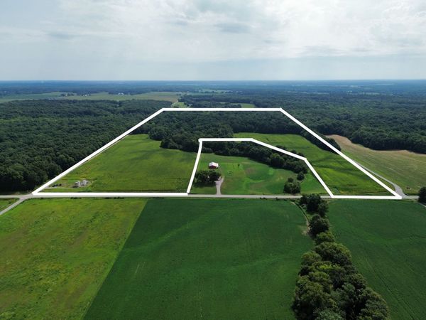 000 Iuka Road, Iuka, IL 62849