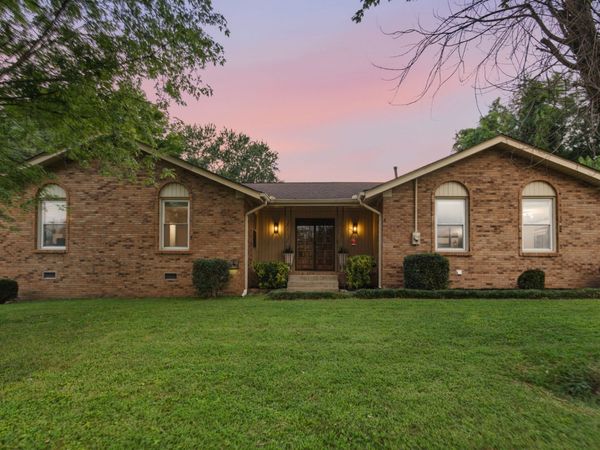 4783 Trenton Dr, Hermitage, TN 37076