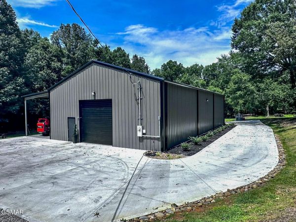 2919 Flicker Lane , Dandridge, TN 37725