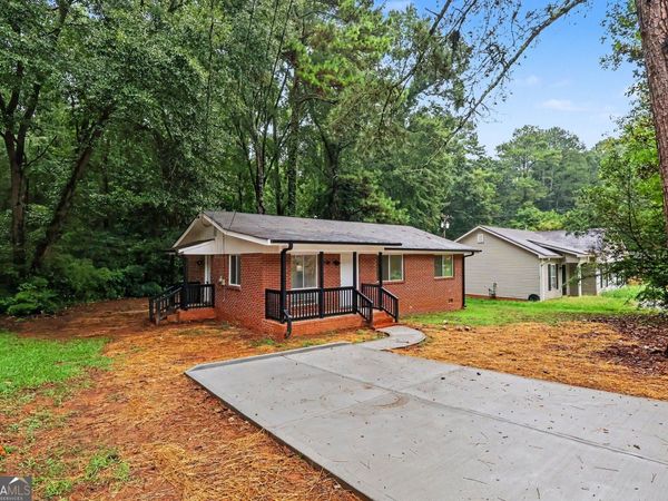 6186 Green Acres Drive SW, Covington, GA 30014