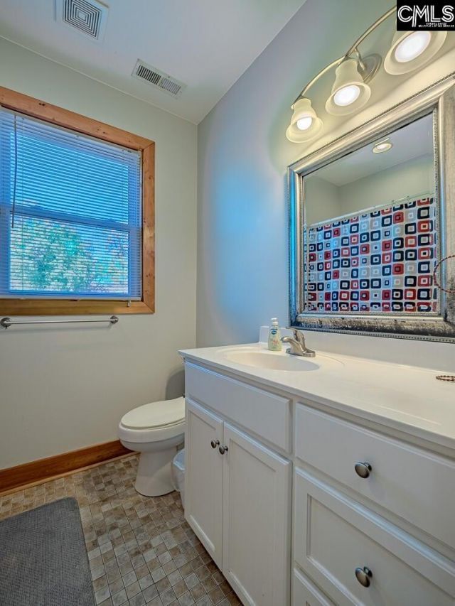 1296 Levi Street  Photo 21