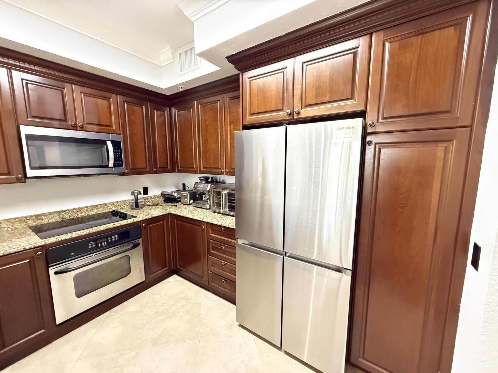 1660 Renaissance Commons Boulevard, Boynton Beach, FL 33426 Photo