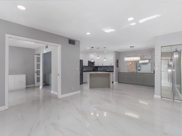 130 CYPRESS CLUB Drive, Unit 306, Pompano Beach, FL 33060