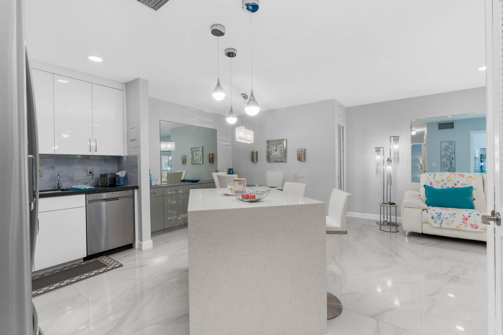 130 Cypress Club Drive, Unit 306, Pompano Beach, FL 33060 Photo