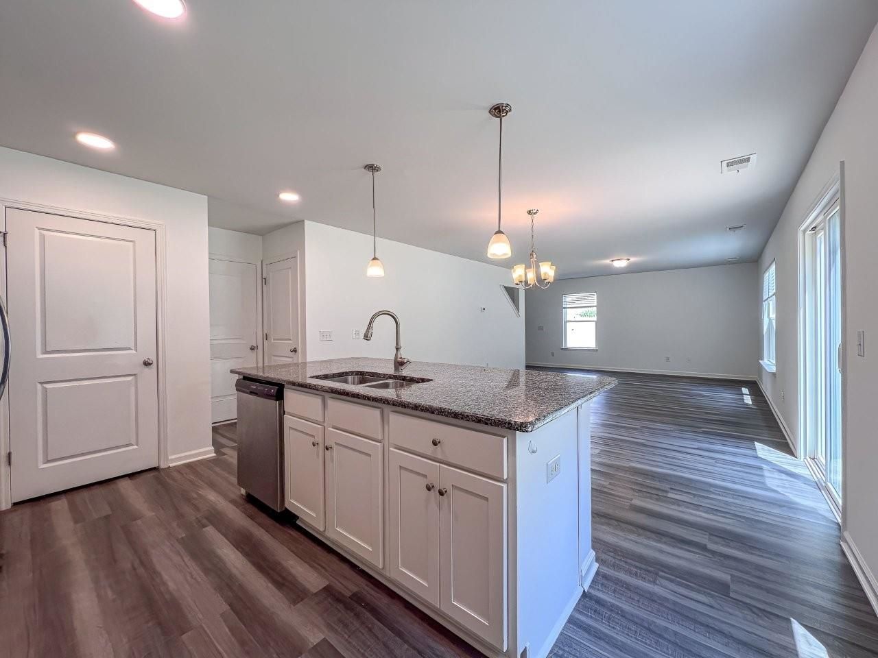 756 Treaty Ct. Photo 11