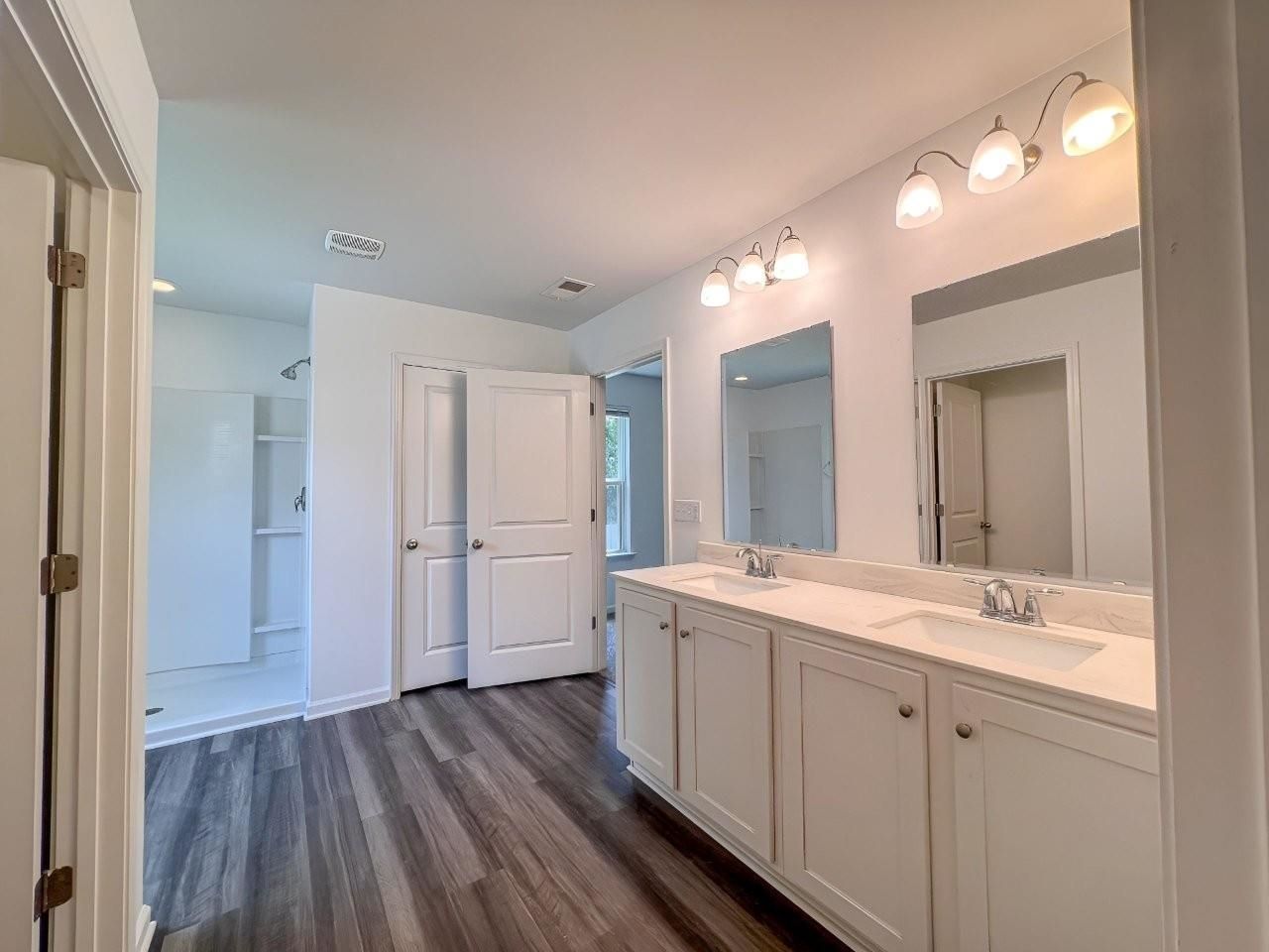 756 Treaty Ct. Photo 18