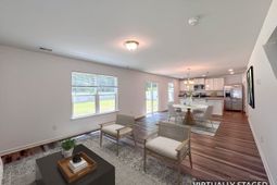 756 Treaty Ct. photo 4