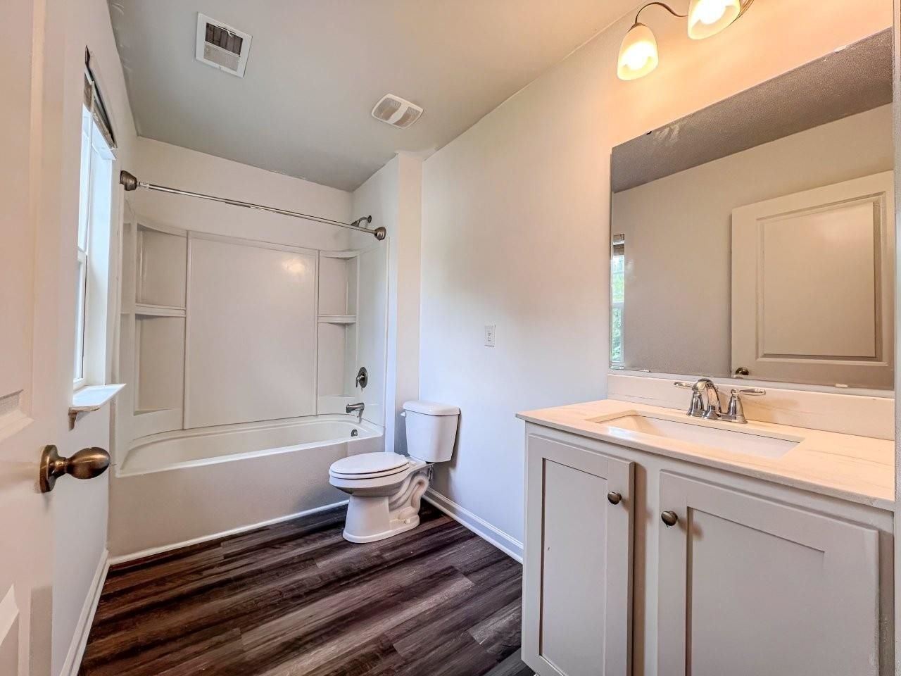 756 Treaty Ct. Photo 24