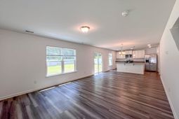 756 Treaty Ct. photo 4