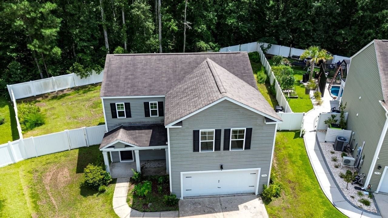 756 Treaty Ct. Photo 32