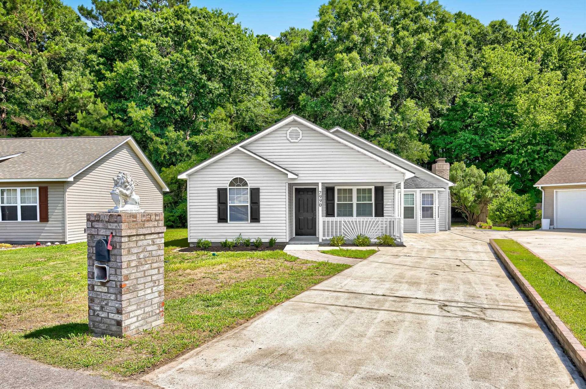 7990 Short Needle Ct. Photo 1