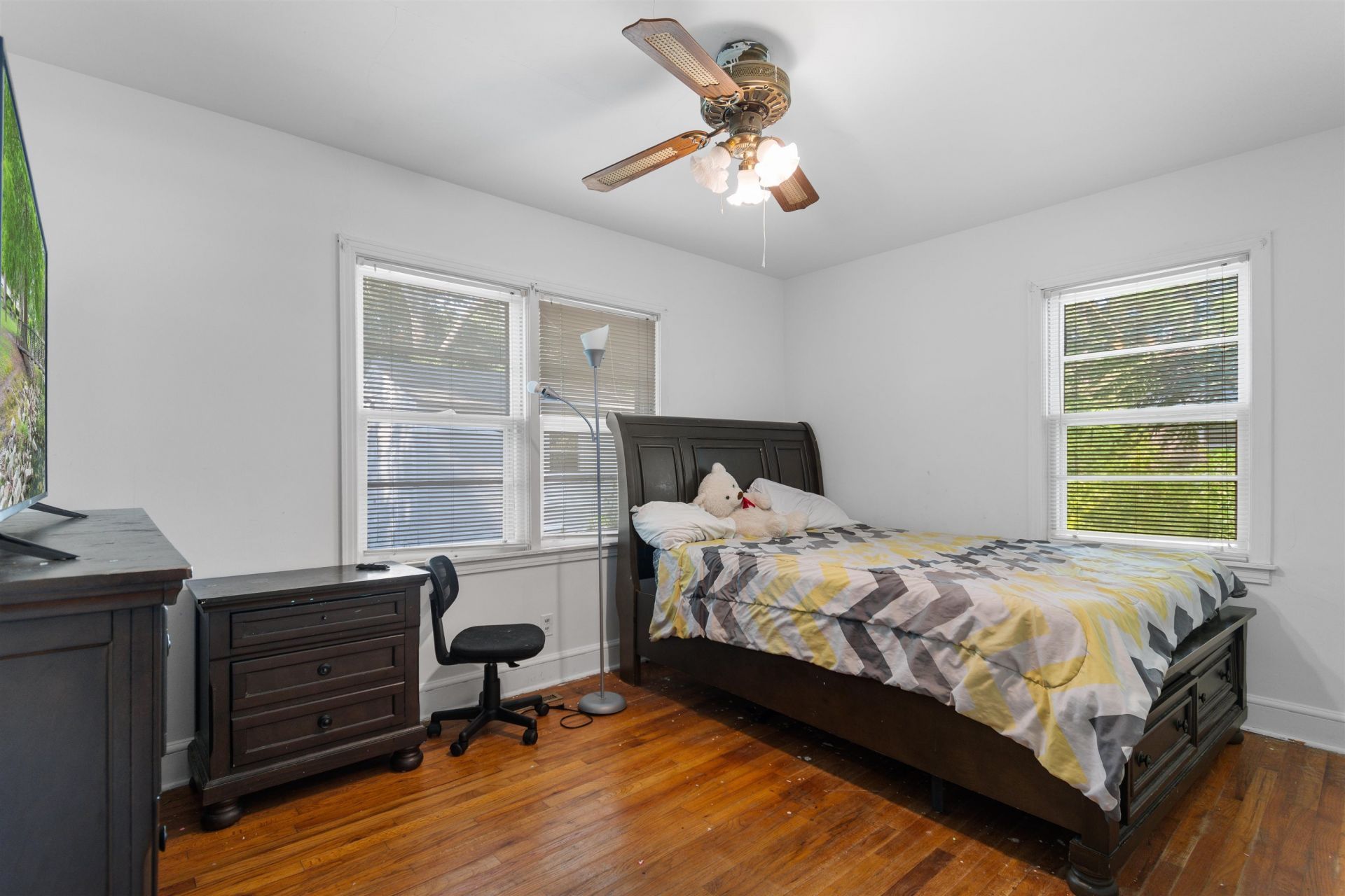 411 E Leitner St.  Photo 24