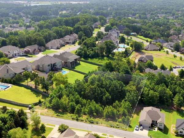 209-211 Maumelle Valley Drive , Maumelle, AR 72111