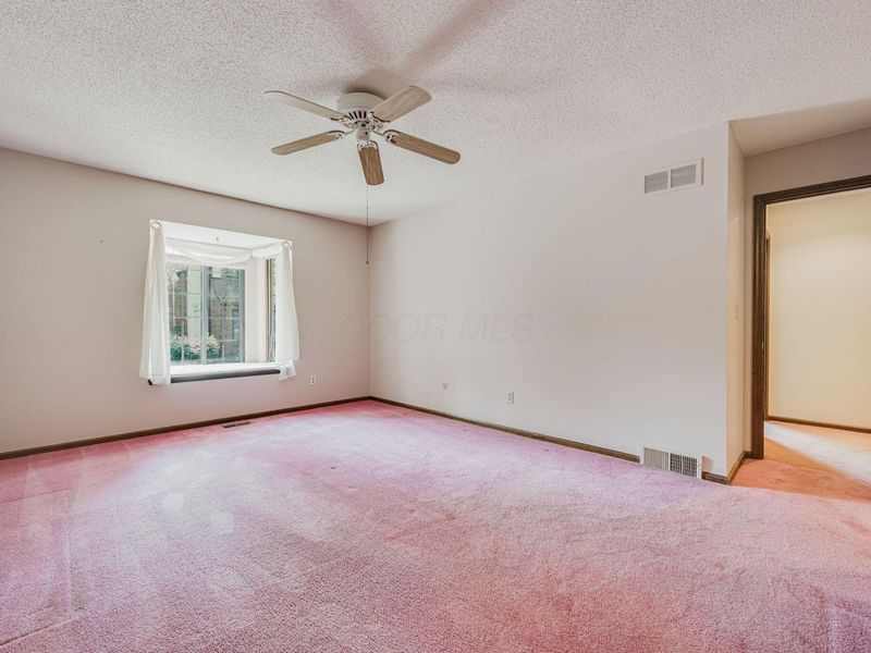 109 Saint Andre Street, Worthington, OH 43085 Photo 13