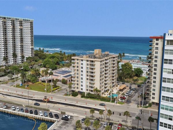 1401 S Ocean Dr , Unit 302, Hollywood, FL 33019