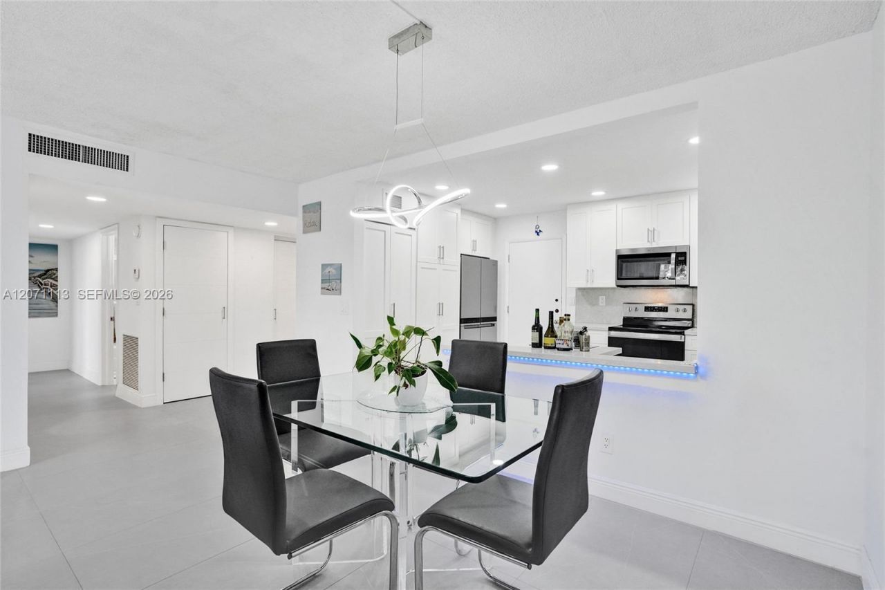 1401 S Ocean Dr , Unit 302, Hollywood, FL 33019 Photo