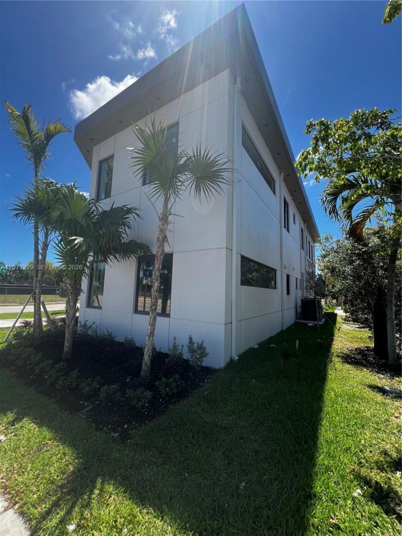 5000 Pembroke Rd , West Park, FL 33021 Photo