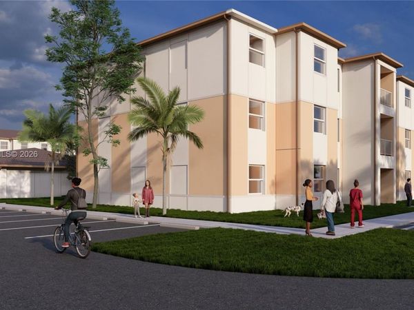 643 NE Davis Ave , Unit 5-201, Lake City, FL 32055