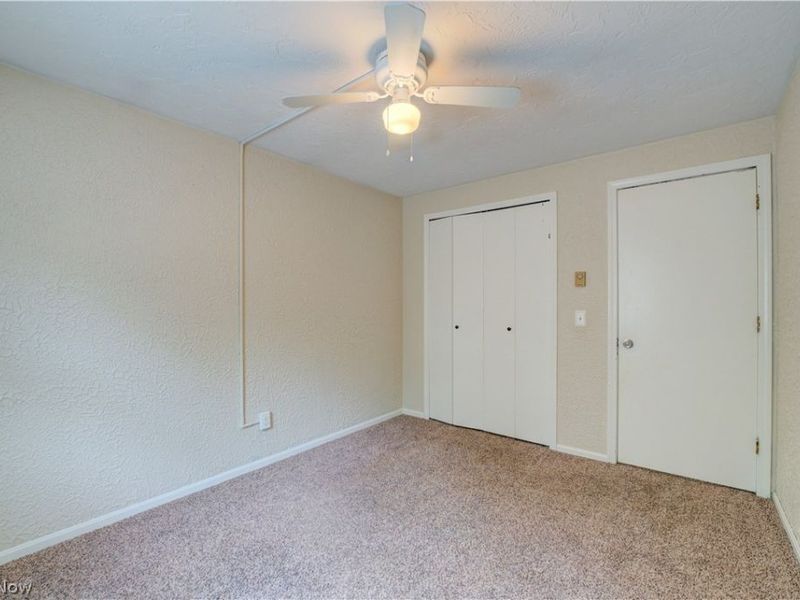 1719 Narragansett Boulevard, Lorain, OH 44053 Photo 12