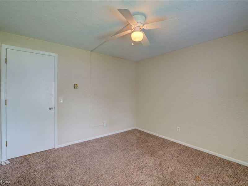 1719 Narragansett Boulevard, Lorain, OH 44053 Photo 23