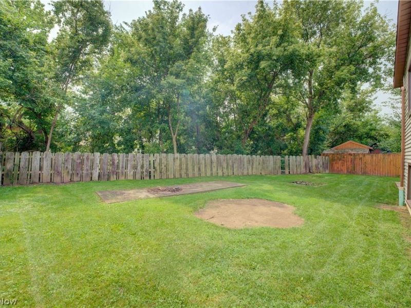 1719 Narragansett Boulevard, Lorain, OH 44053 Photo 38
