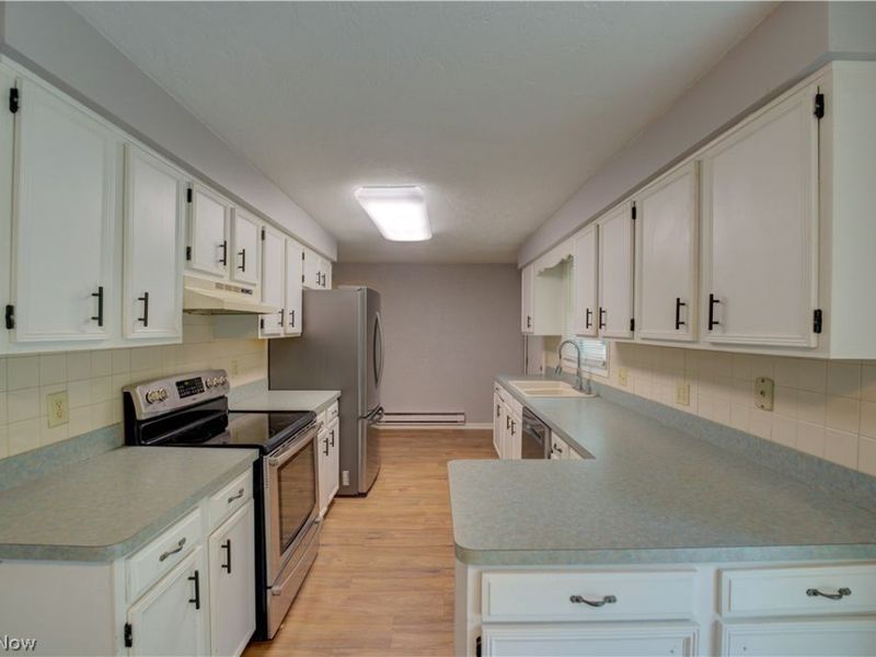 1719 Narragansett Boulevard, Lorain, OH 44053 Photo 9