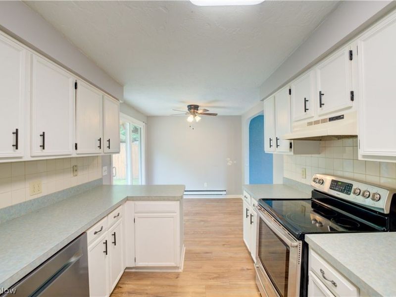 1719 Narragansett Boulevard, Lorain, OH 44053 Photo 9