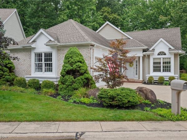 3768 Trenton Court, Westlake, OH 44145