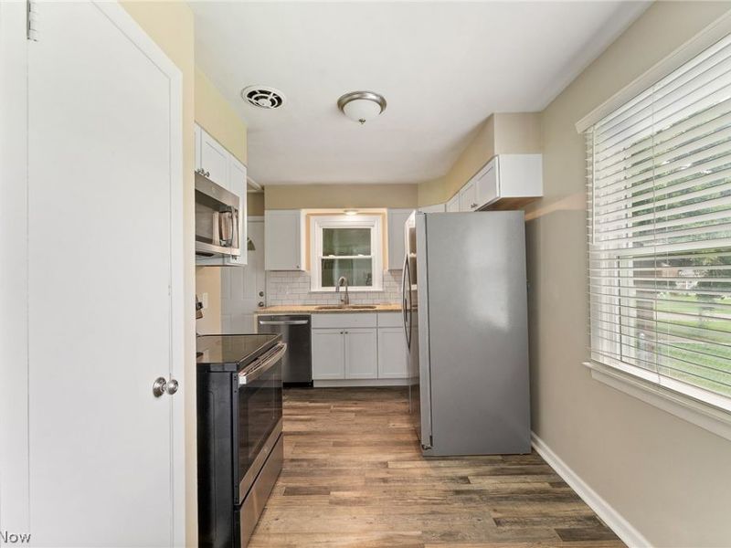 309 North Road SE, Warren, OH 44484 Photo 9