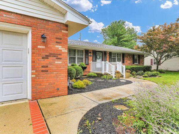 1820 Augusta Drive , Champaign, IL 61821