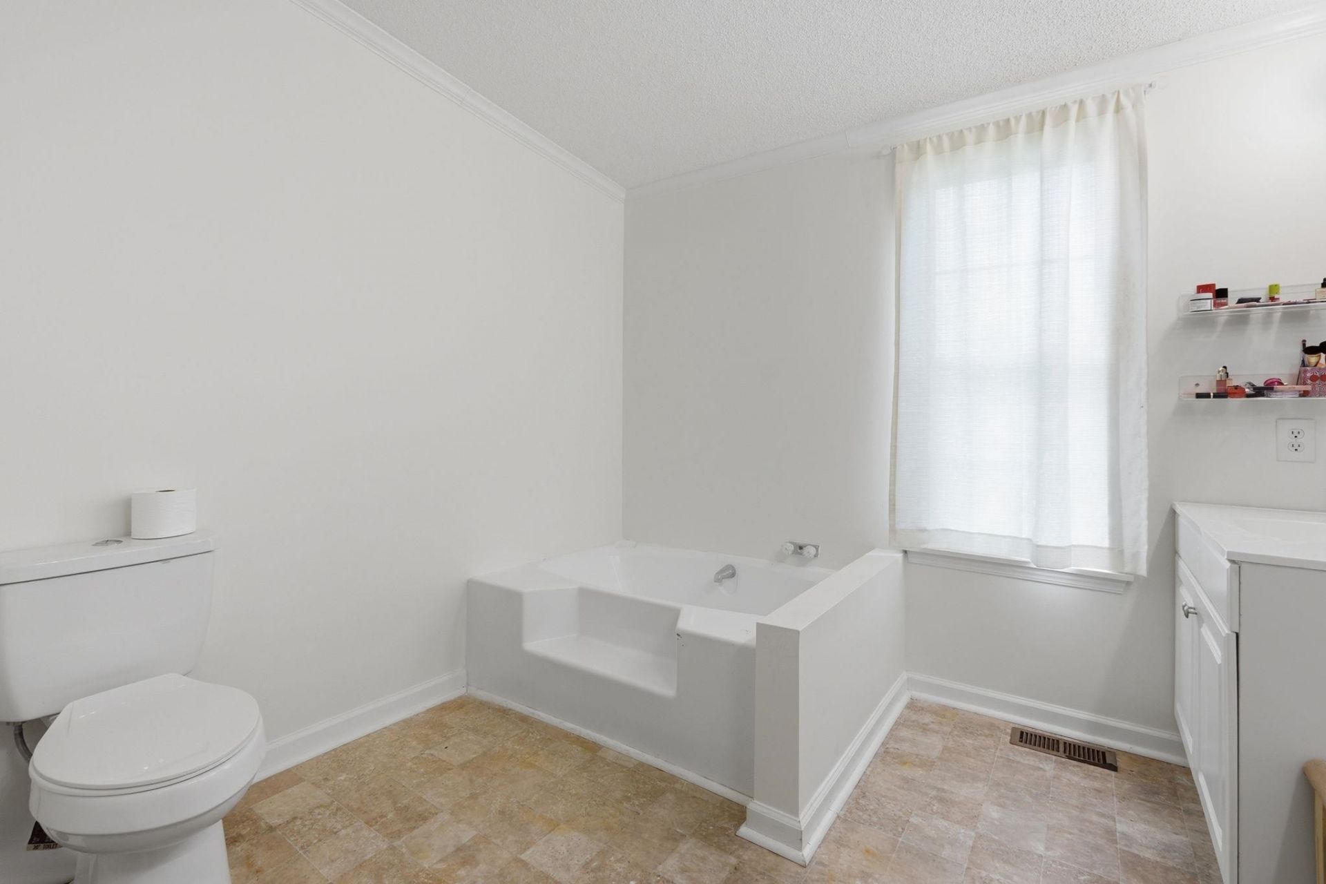 718 Libbys Ln. Photo 25