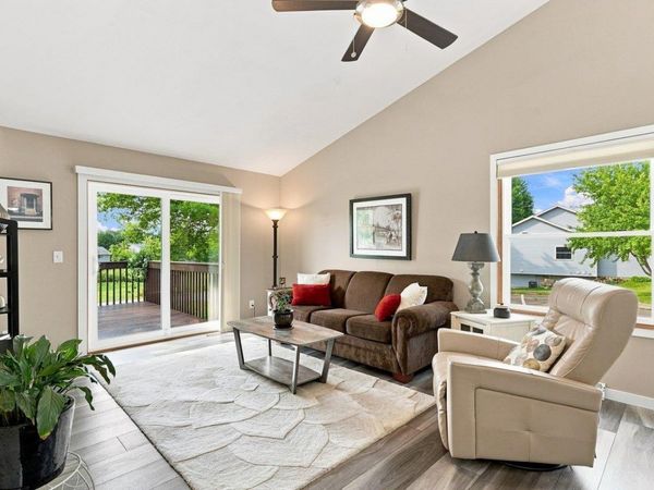 631 Constitution Lane, DeForest, WI 53532