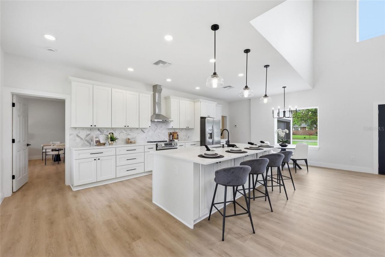 351 E Wildmere Avenue, Longwood, FL 32750 Photo