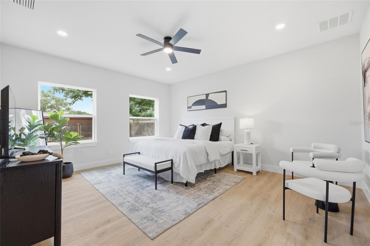 351 E Wildmere Avenue, Longwood, FL 32750 Photo