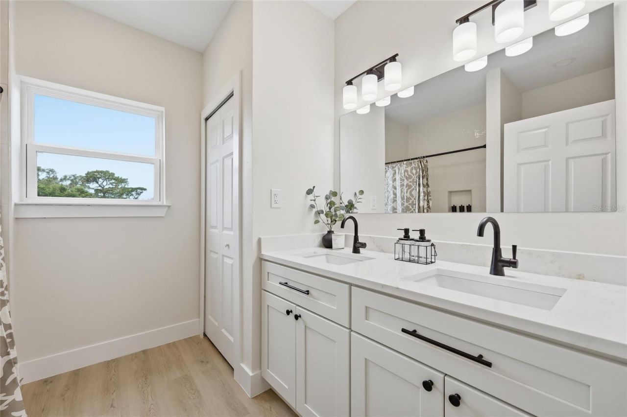 351 E Wildmere Avenue, Longwood, FL 32750 Photo
