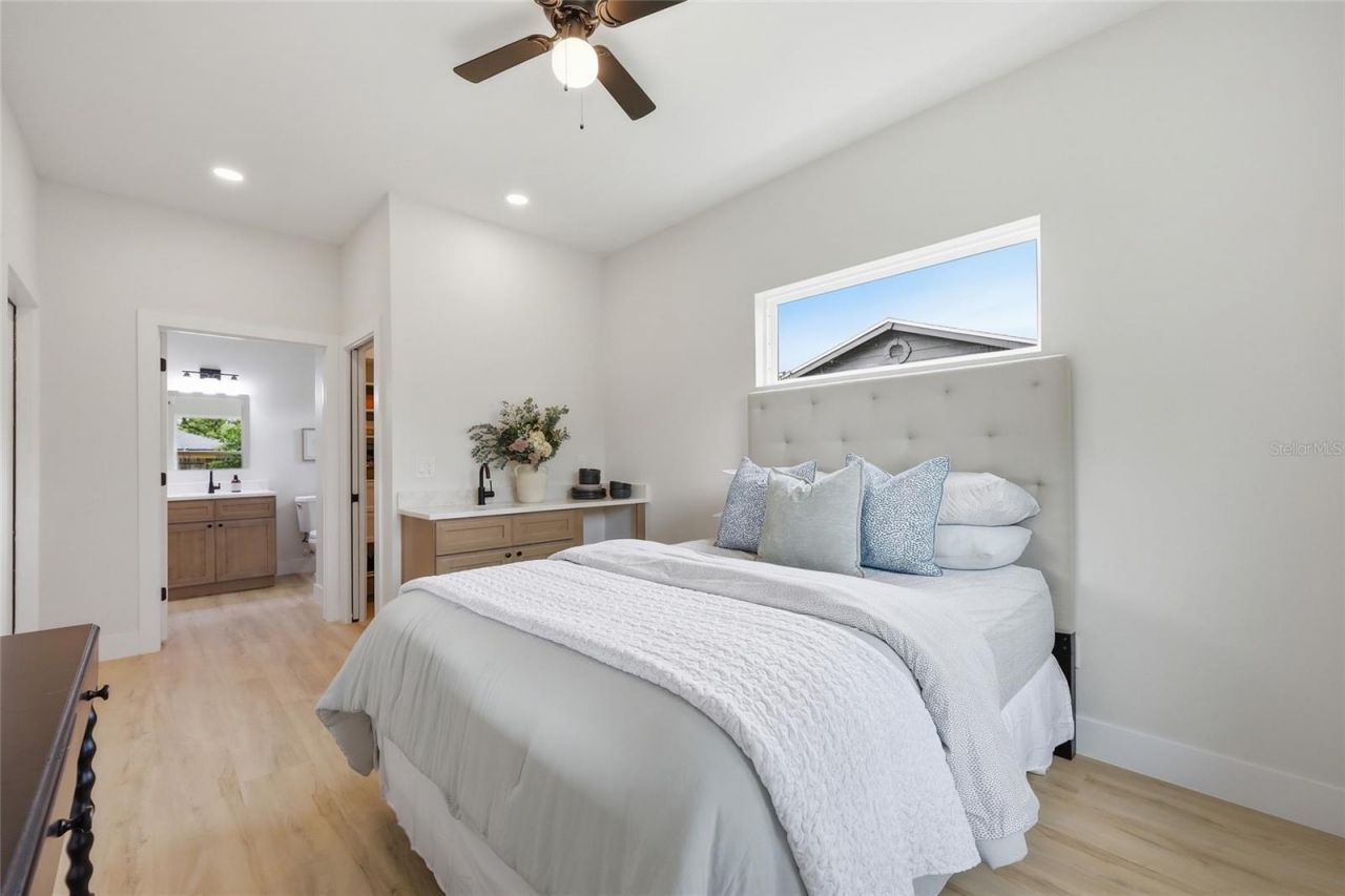 351 E Wildmere Avenue, Longwood, FL 32750 Photo