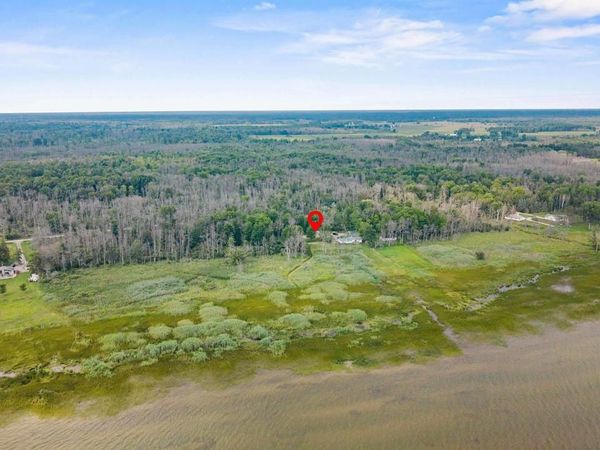 245 BAY ROAD, Peshtigo, WI 54157