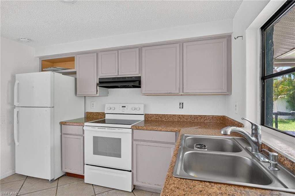 781 95th Ave N, Naples, FL 34108 Photo