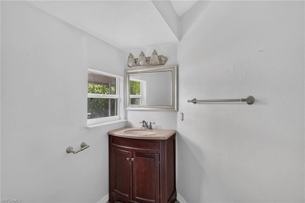 781 95th Ave N, Naples, FL 34108 Photo