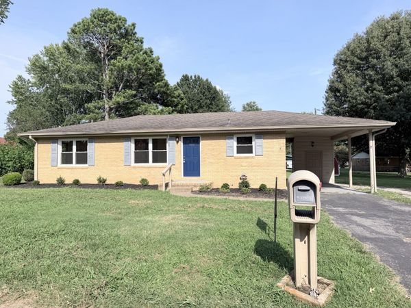 908 Mill View Ct , Hopkinsville, KY 42240