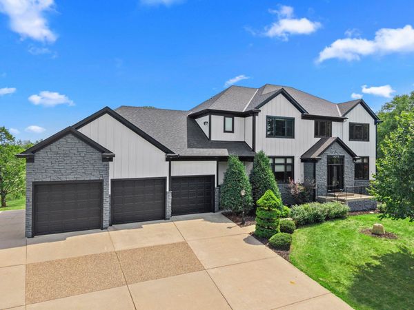 14215 Waconia Street NE, Ham Lake, MN 55304