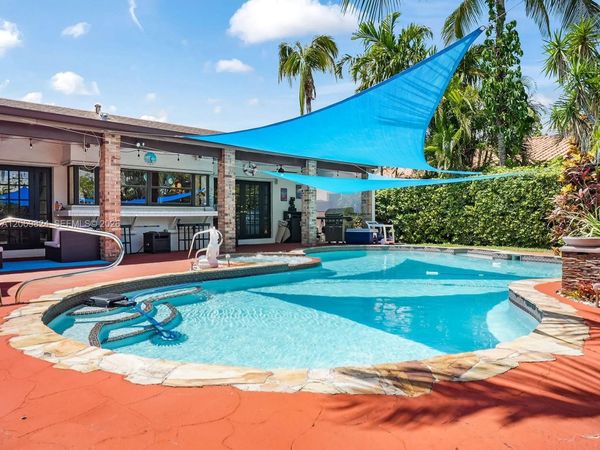 11723 SW 95th Ter, Miami, FL 33186