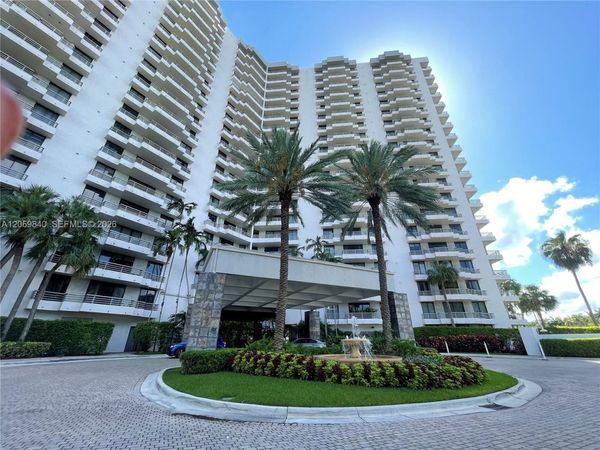 3300 NE 191st St , Unit 1918, Aventura, FL 33180