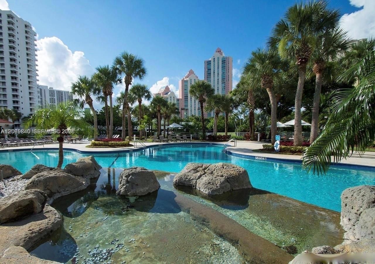3300 NE 191st St, Unit 1918, Aventura, FL 33180 Photo