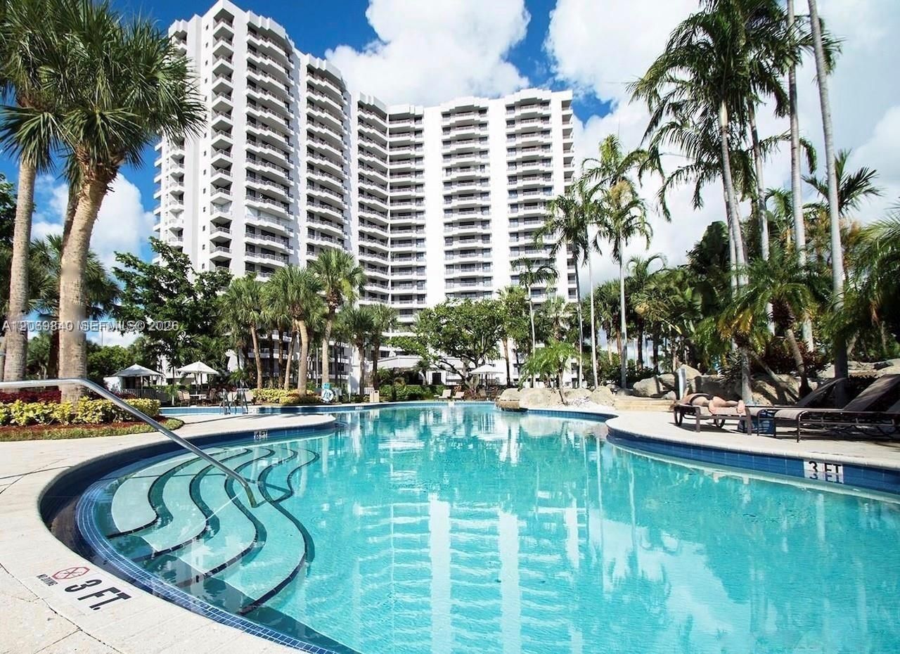 3300 NE 191st St, Unit 1918, Aventura, FL 33180 Photo