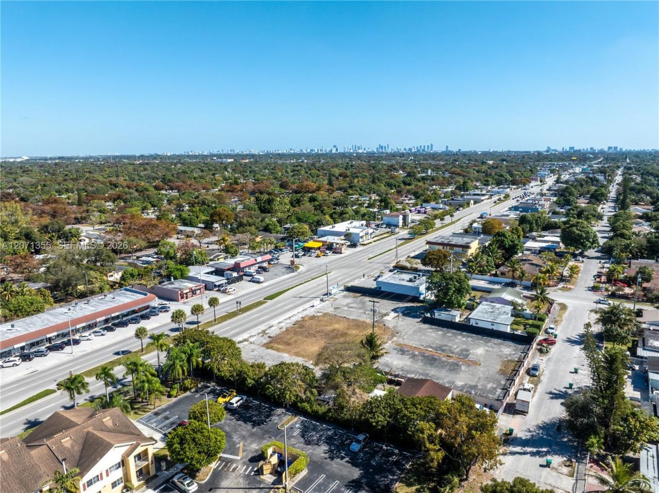 1450 NW 119th St , Miami, FL 33167 Photo