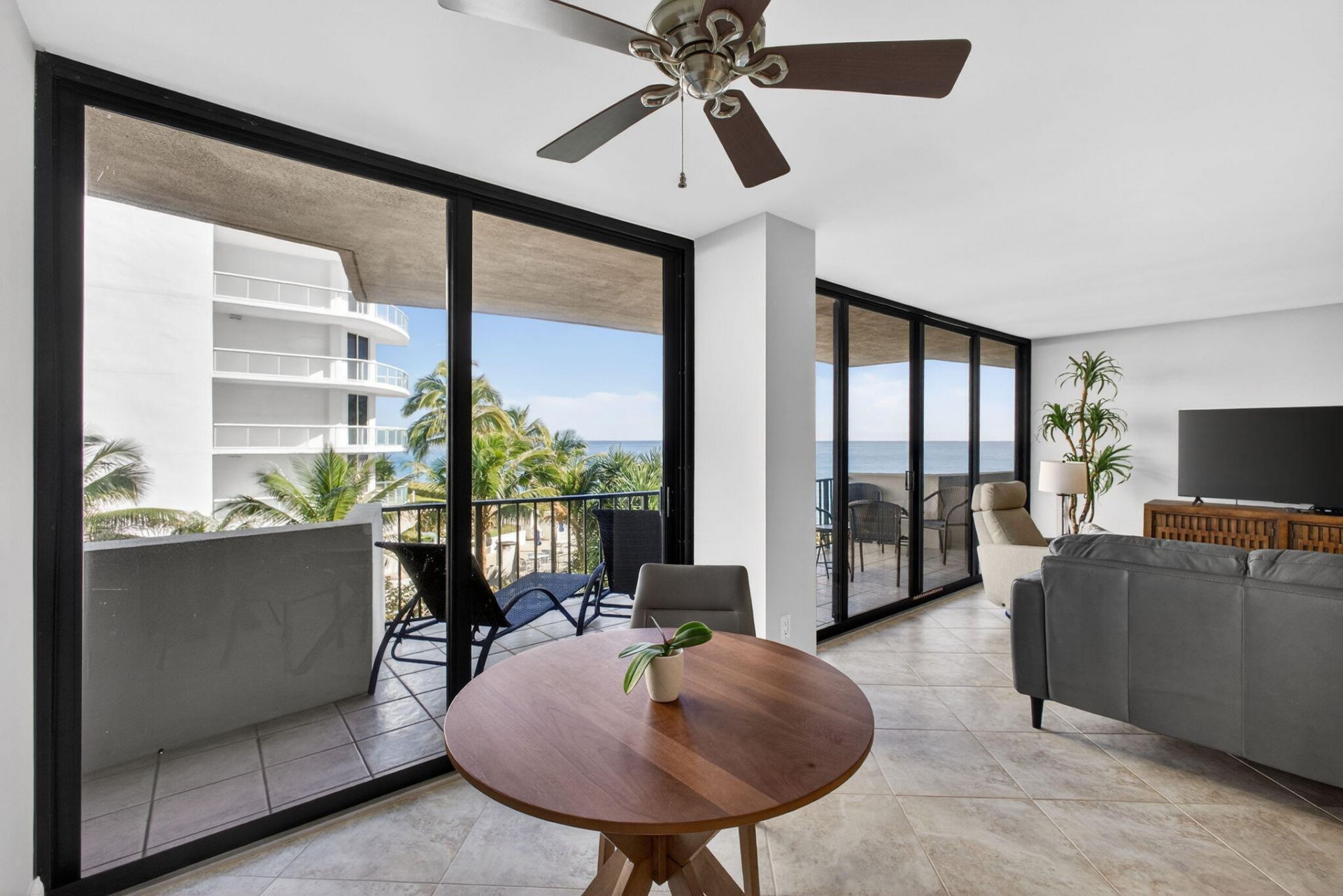 4200 N Ocean Drive, Unit 1-406, Riviera Beach, FL 33404 Photo