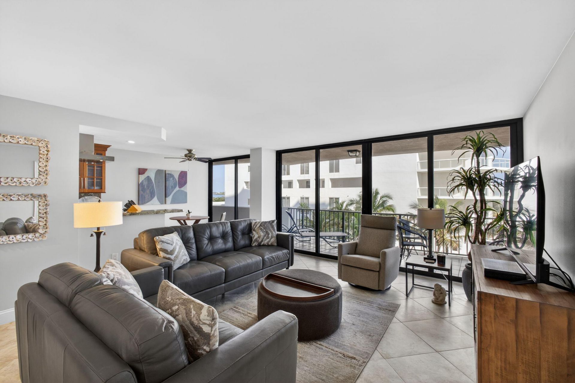 4200 N Ocean Drive, Unit 1-406, Riviera Beach, FL 33404 Photo