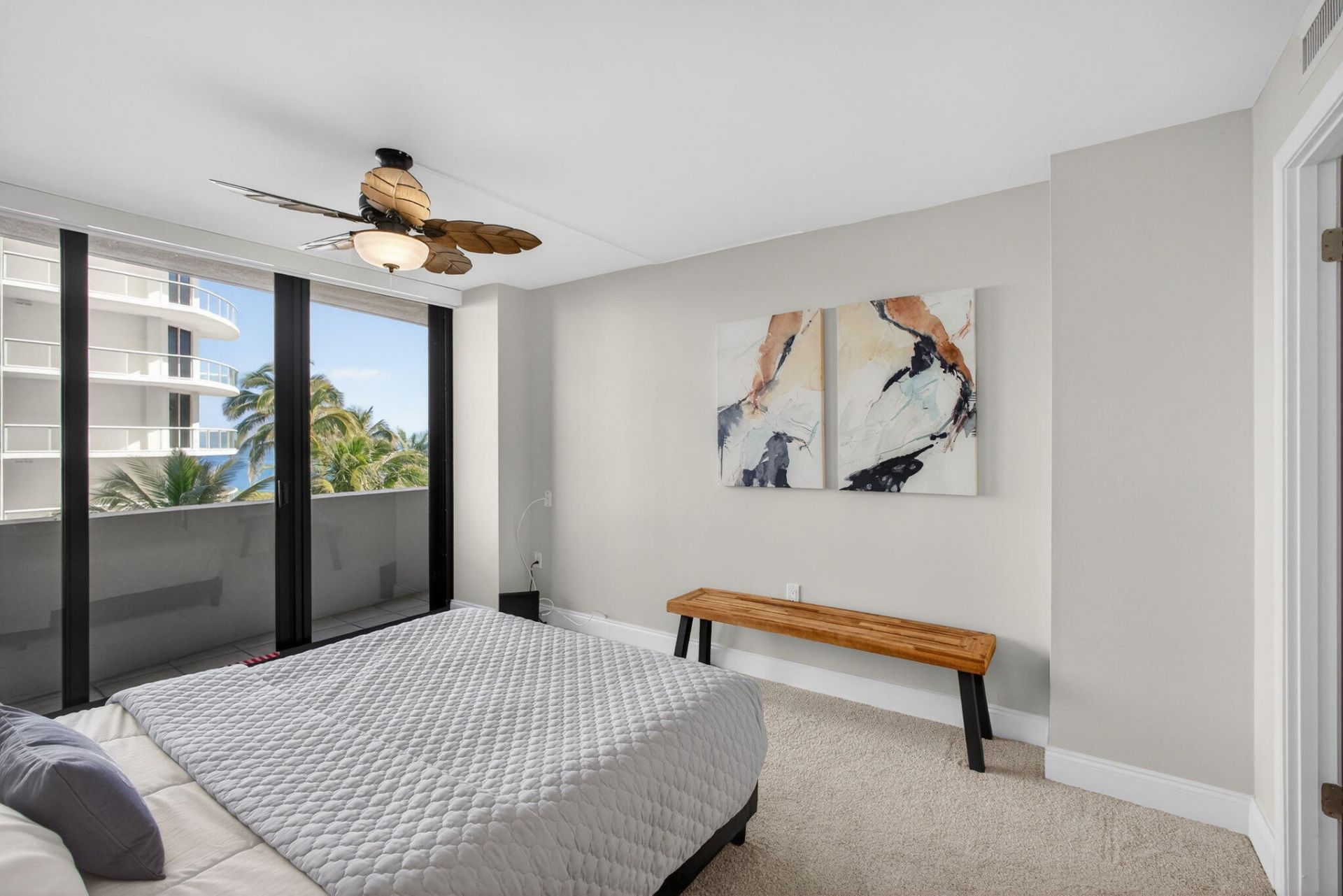 4200 N Ocean Drive, Unit 1-406, Riviera Beach, FL 33404 Photo